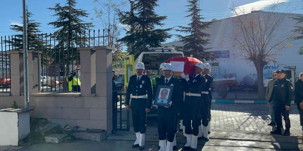 Kalbine yenik düşen polis memuru için tören düzenlendi