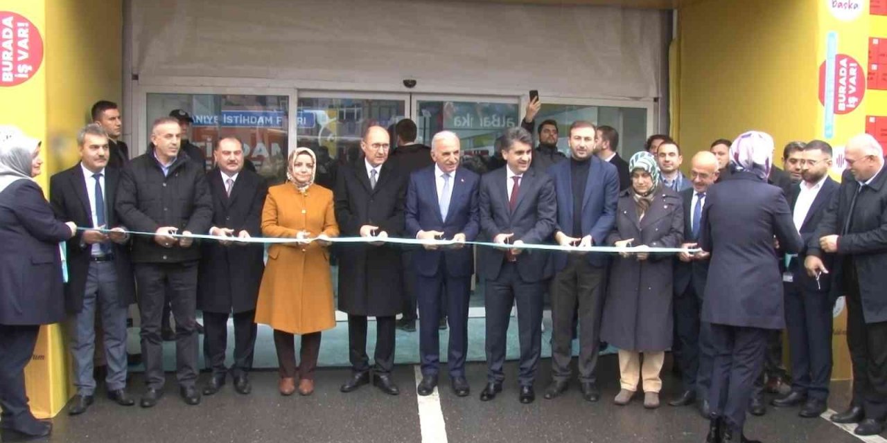 2’nci Ümraniye İstihdam Fuarı kapılarını açtı