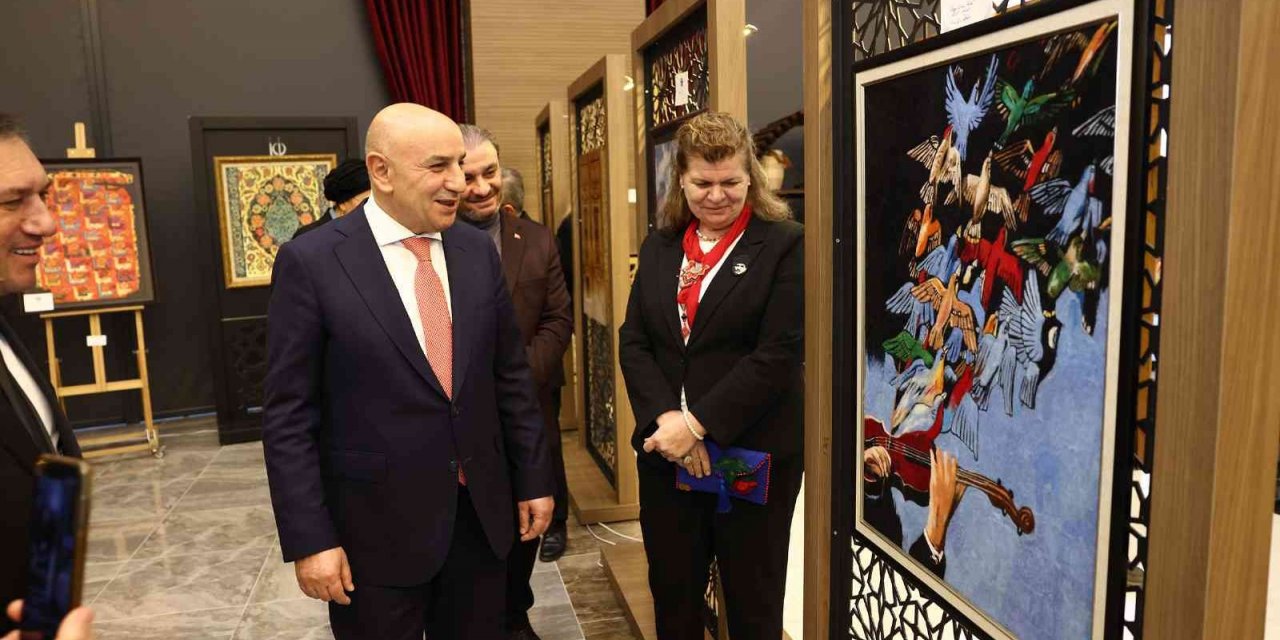 Keçiören Belediyesi, ’Sanat Şifadır Gönüllere’ sergisiyle sanatseverleri bir araya getirdi