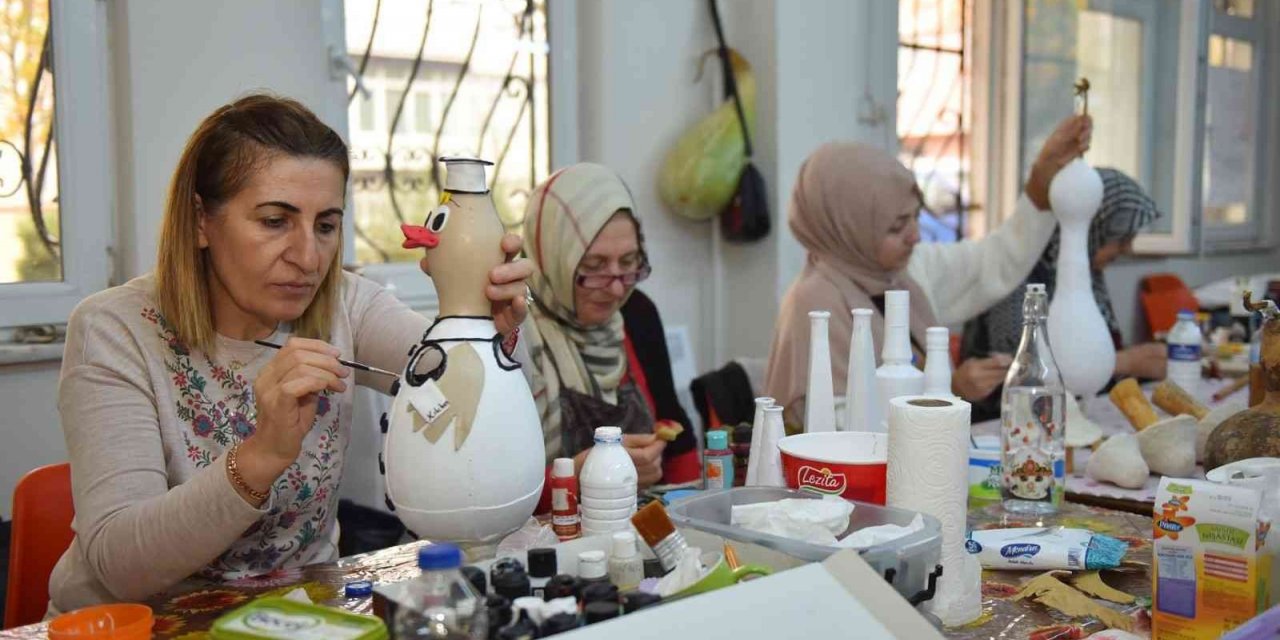 Yıldırım’da atık malzemeler sanat eserine dönüşüyor