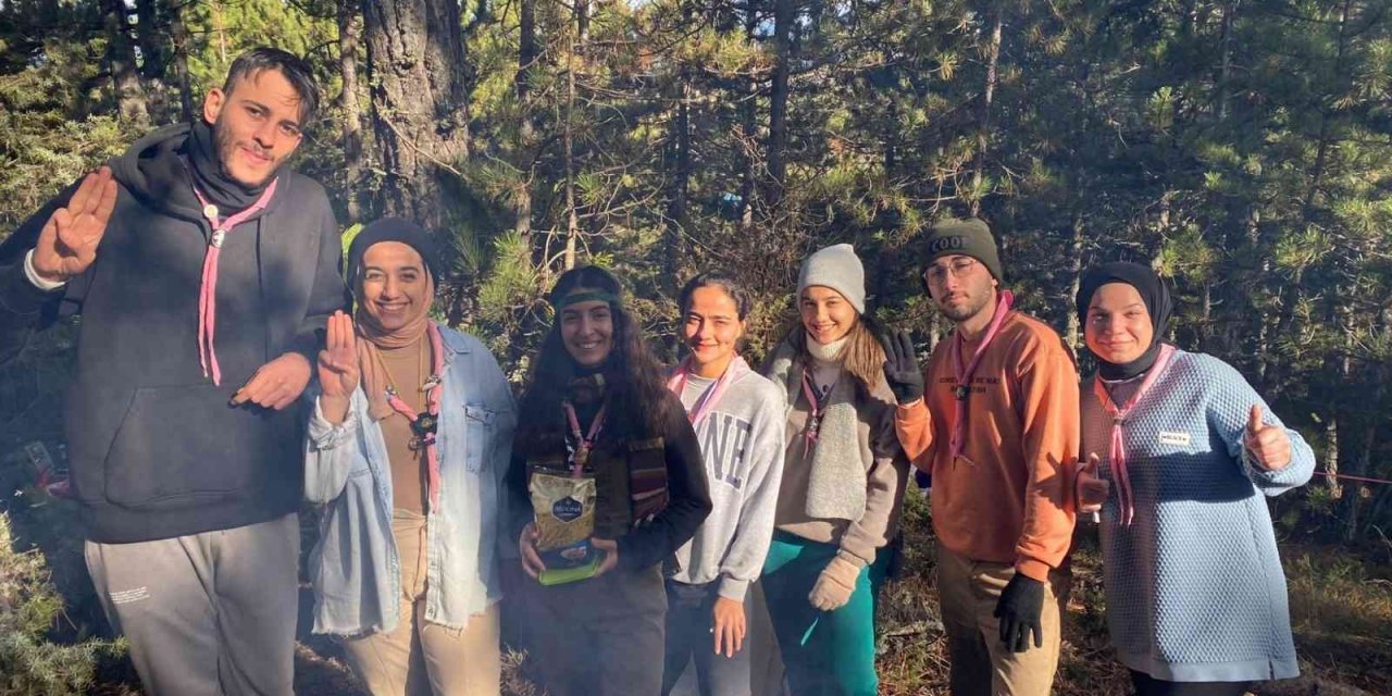 NEVÜ’lü Genç İzciler Temel Eğitim Kampında