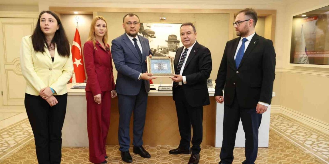 Ukrayna büyükelçisinden Başkan Böcek’e ziyaret