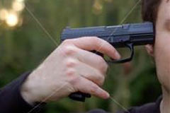 Eski kültür bakanı intihar etti