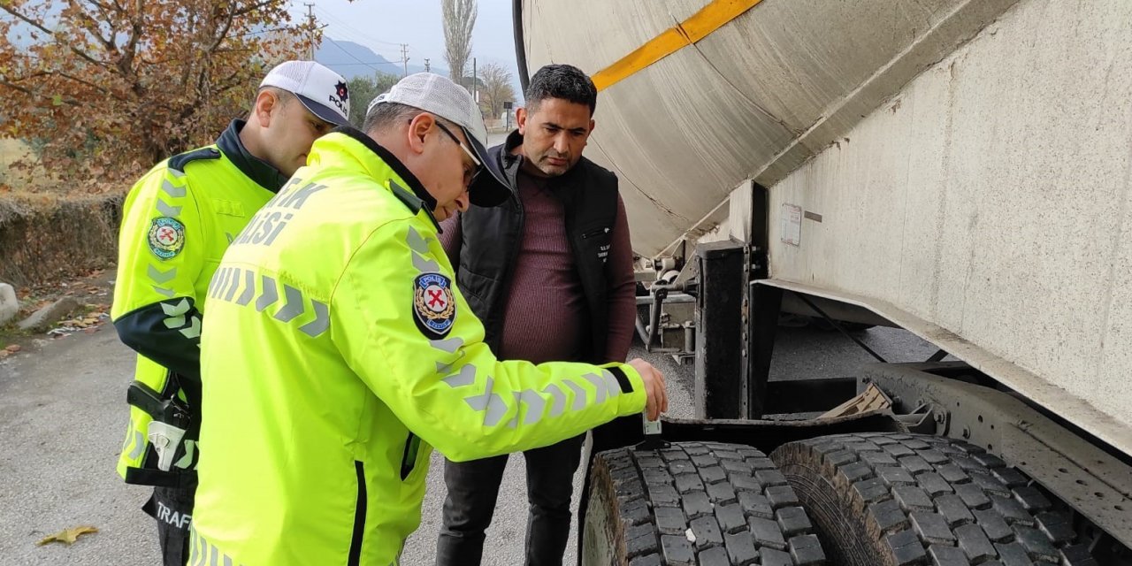 Manisa’da kış lastiği denetimi başladı