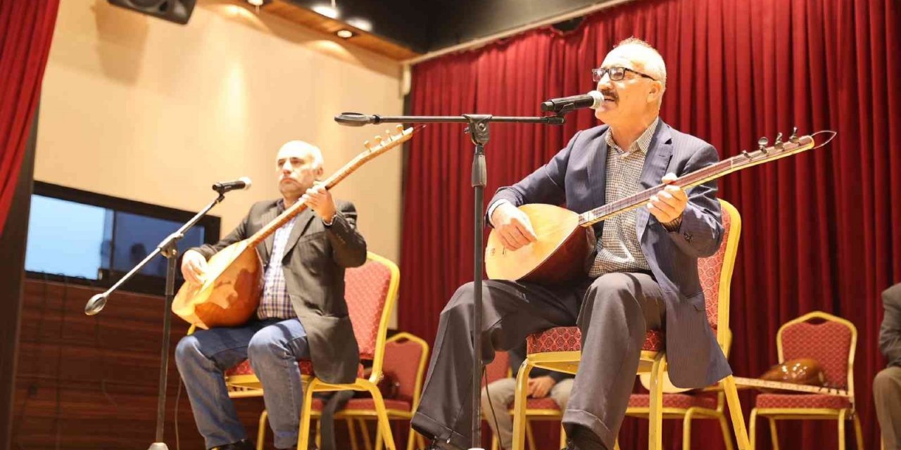 Yüreğir Belediye Başkanı Kocaispir, "Sevginin önünde engel yok"