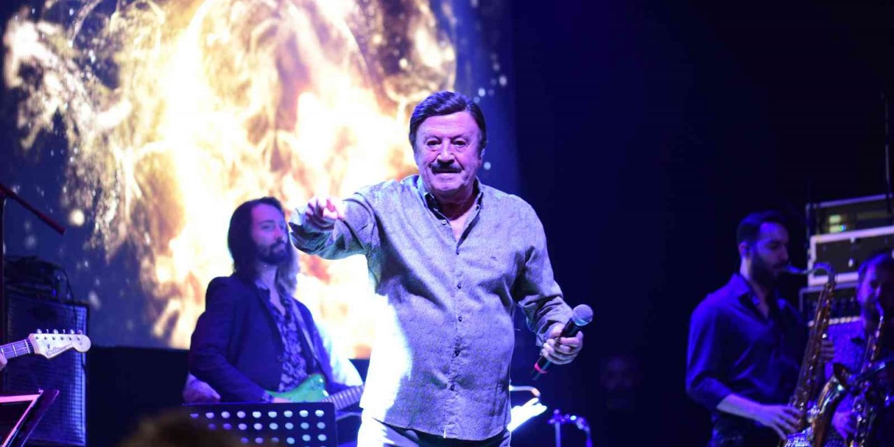 Selami Şahin Bursalıları mest etti