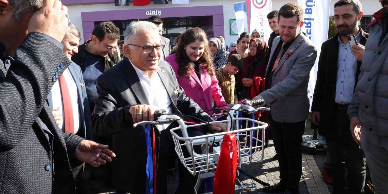 Başkan Büyükkılıç, Engelli Selin’in Hayalini Gerçekleştirdi