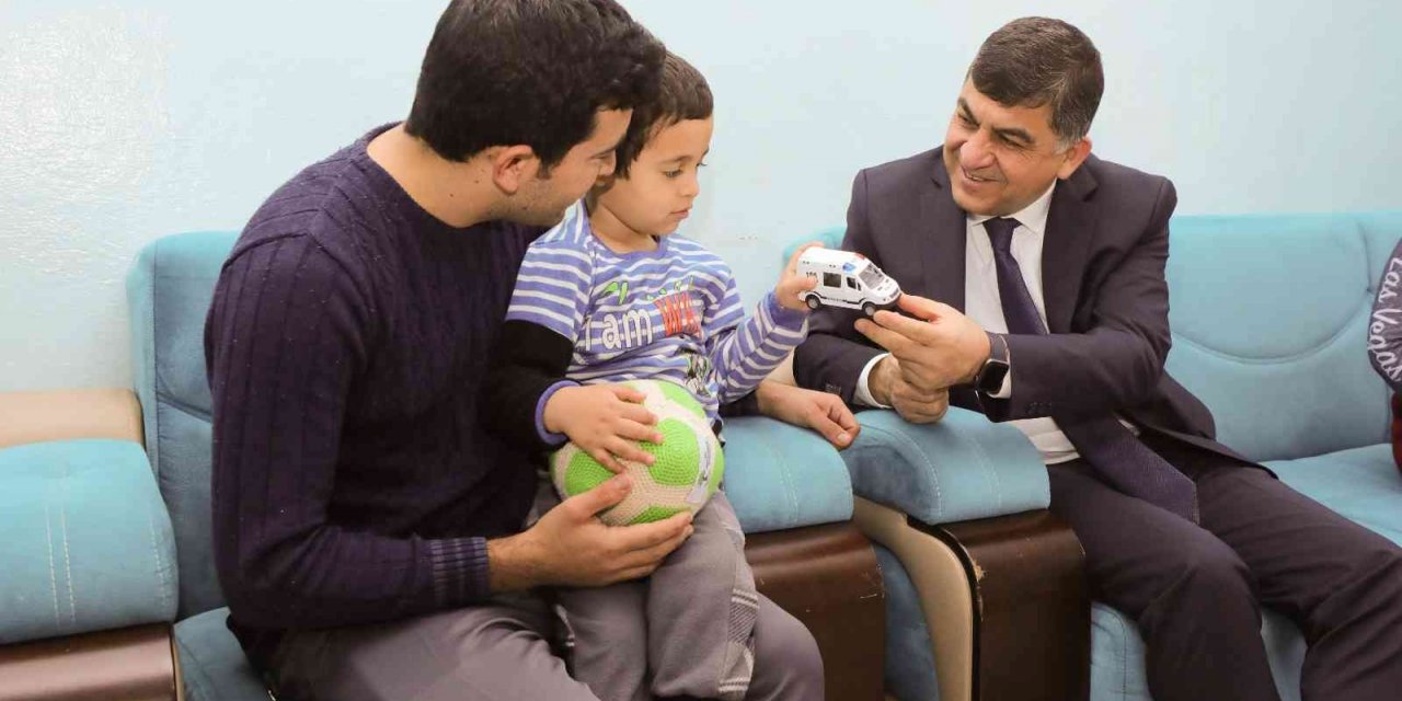 Fadıloğlu, Karayılan’ın doğum günü davetine icabet etti