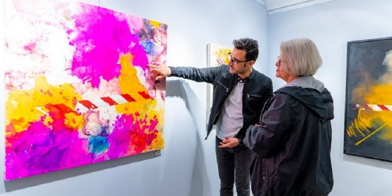 İslamoğlu’ndan "Hallucination" resim sergisi