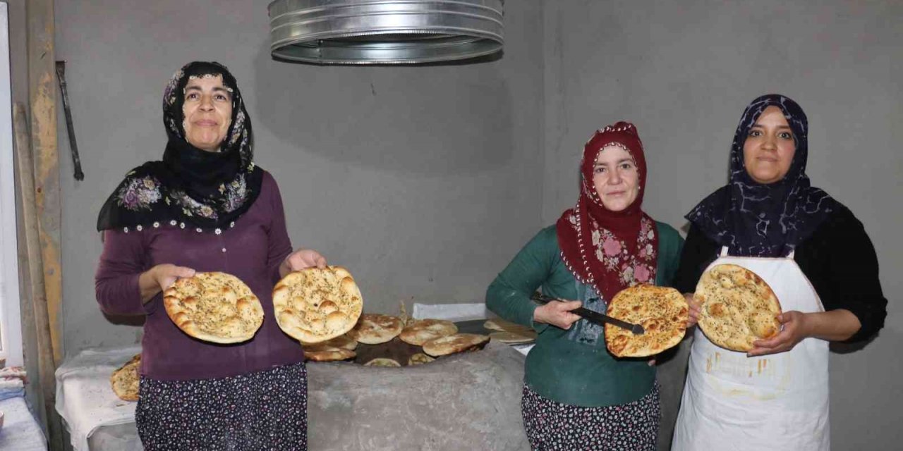 Aile ekonomisine katkı için başladı siparişlere yetişemiyor