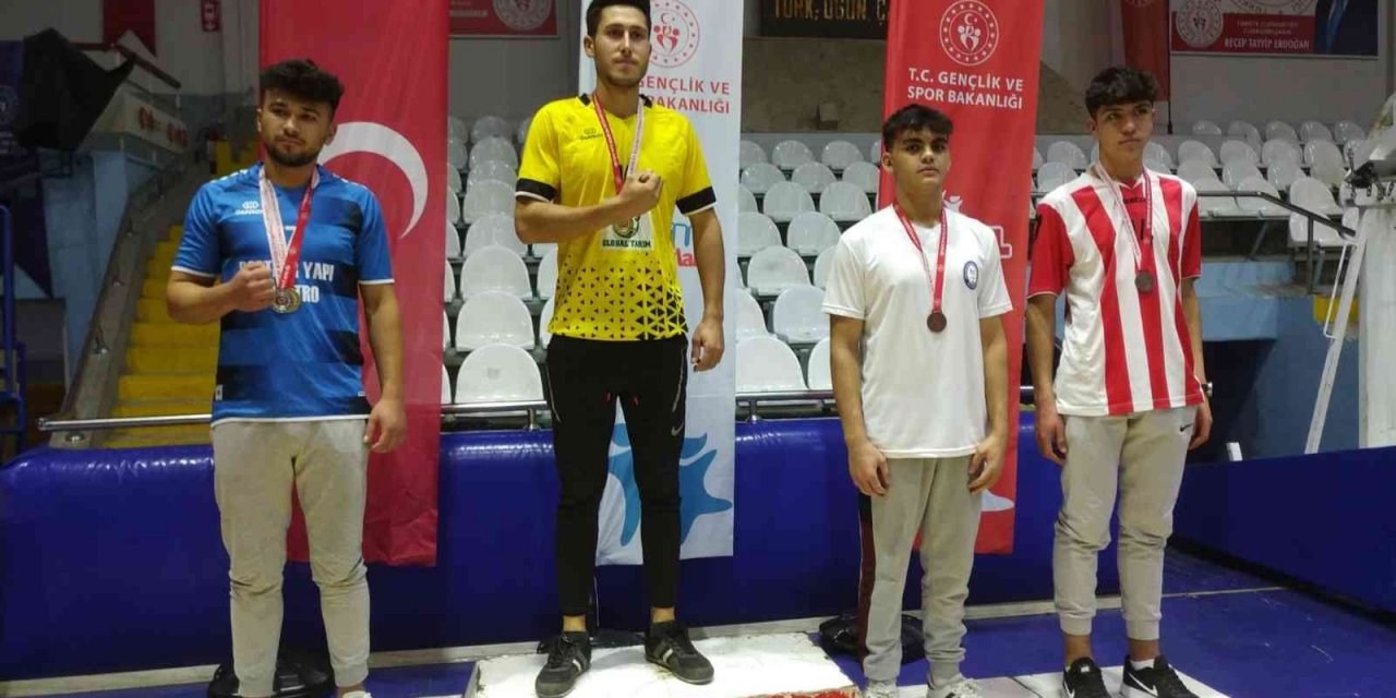 Manisa’da genç bilekler il birinciliği için yarıştı