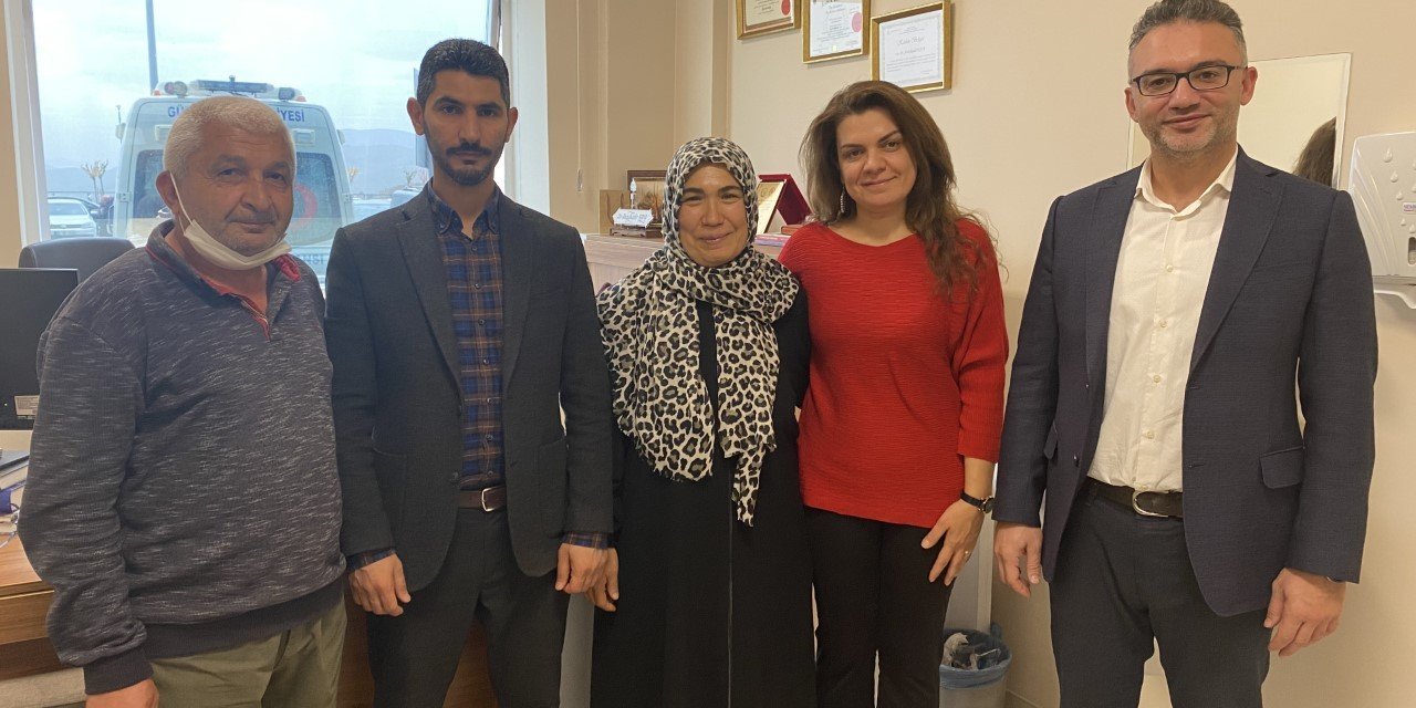 Ameliyatsız 100 kilo verdi