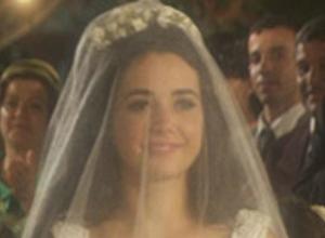 Çiftlik yanıyor, Güllü hanım gelin oluyor!