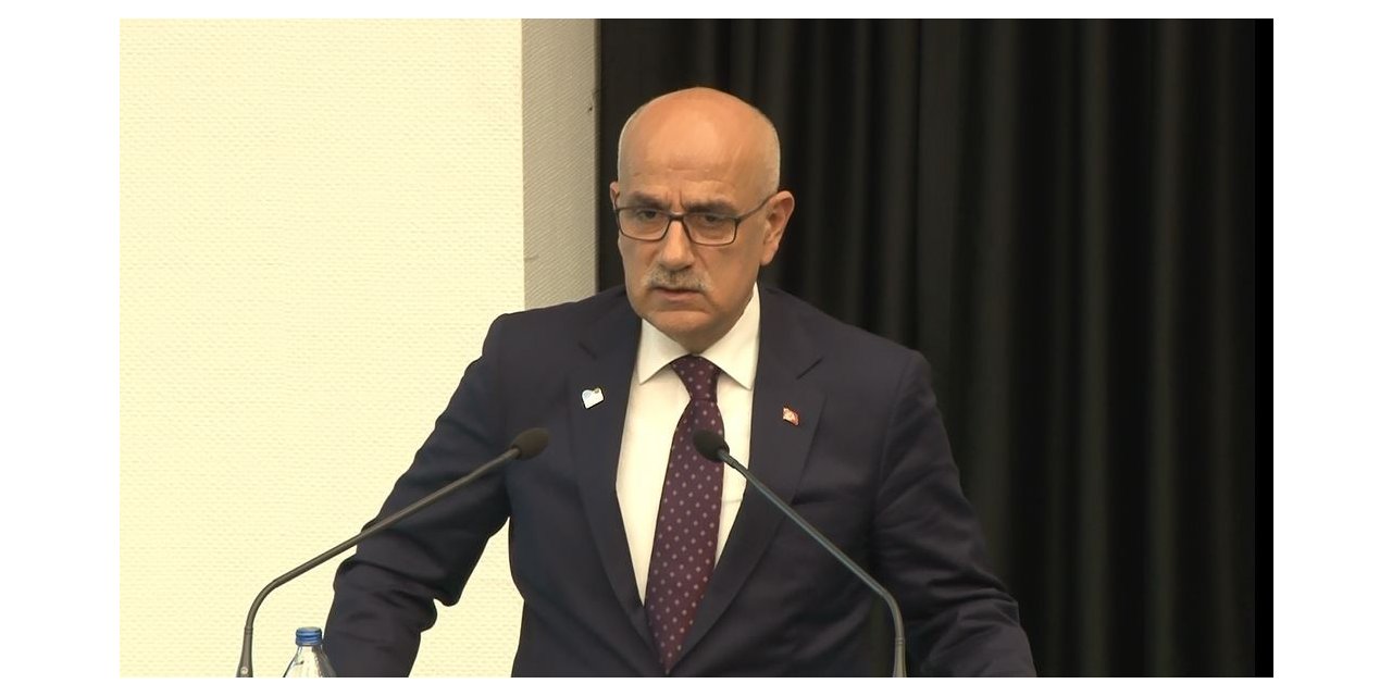 Bakan Kirişci: “Tarım ülkesi olma vasfımızı daha ileriye götürmek mecburiyetindeyiz”
