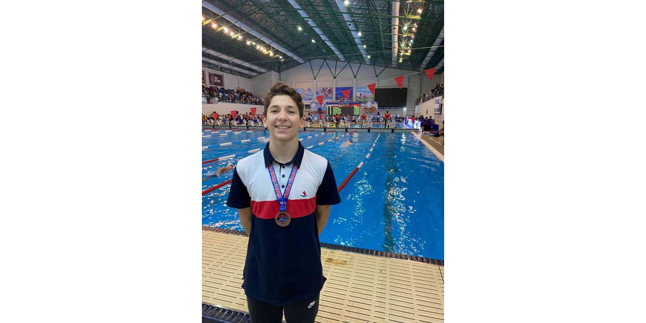 SANKO okulları öğrencisi Ali Emre Simitçi Türkiye üçüncüsü oldu