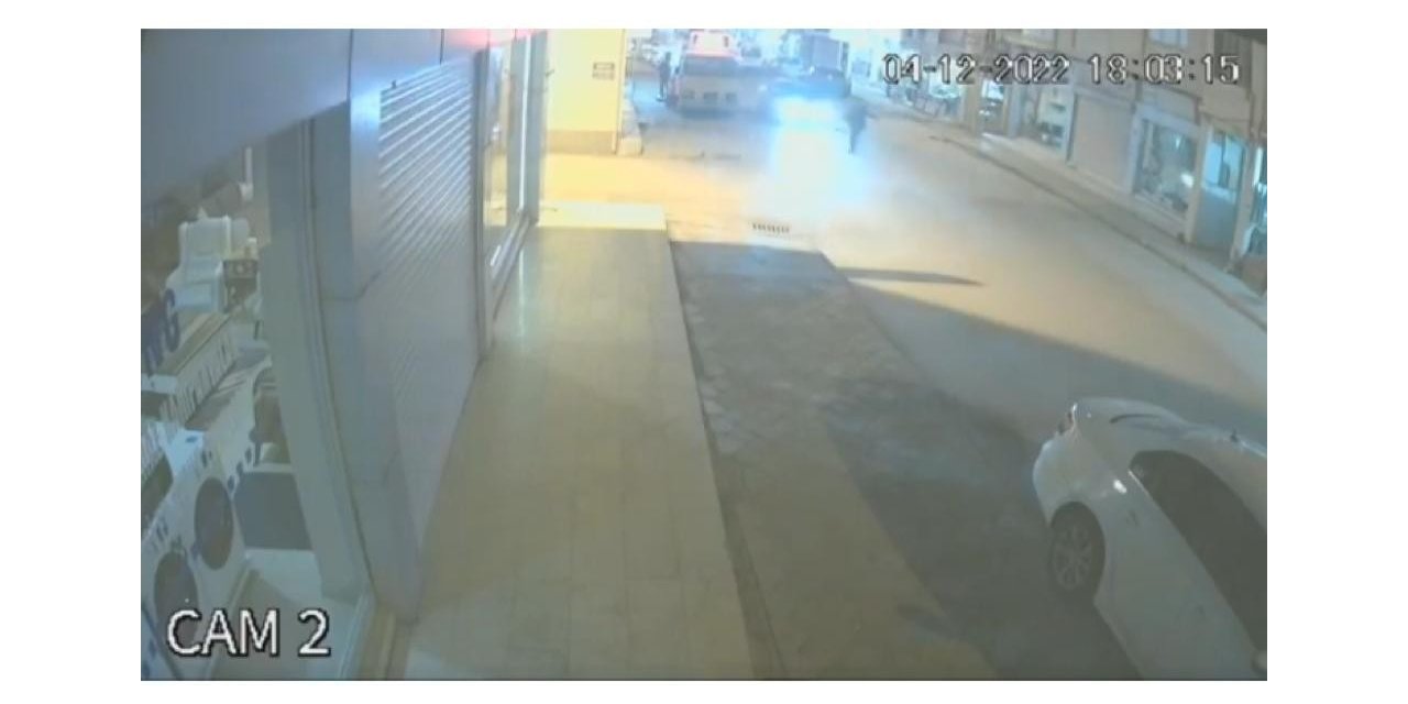 Otomobilin çarptığı yaya öldü: o anlar kamerada