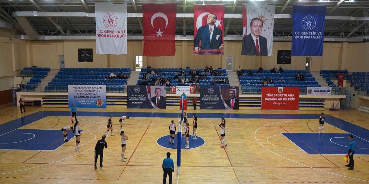 Bilecik Belediye Spor Kadın Voleybol Takımı :3 Ada Spor:0