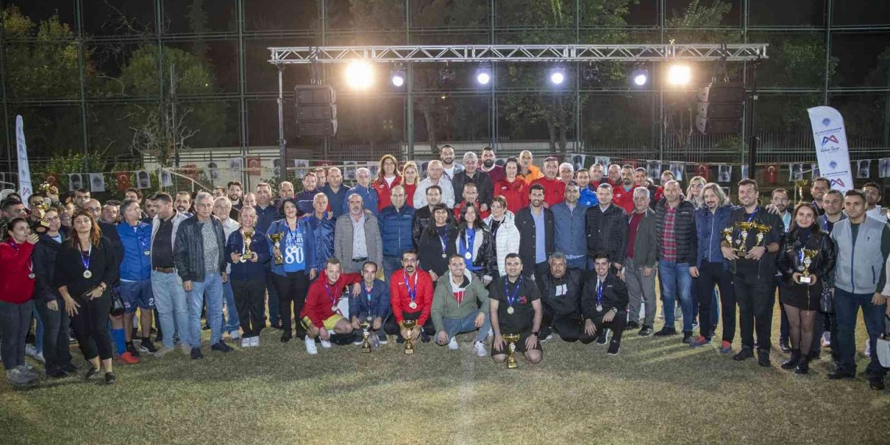 Mersin Büyükşehir Belediyesi birimler arası spor müsabakaları sona erdi