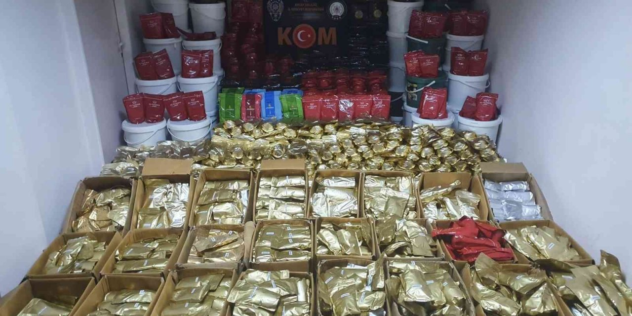 Hatay’da 7 ton 908 kilogram kaçak nargile tütünü ele geçirildi