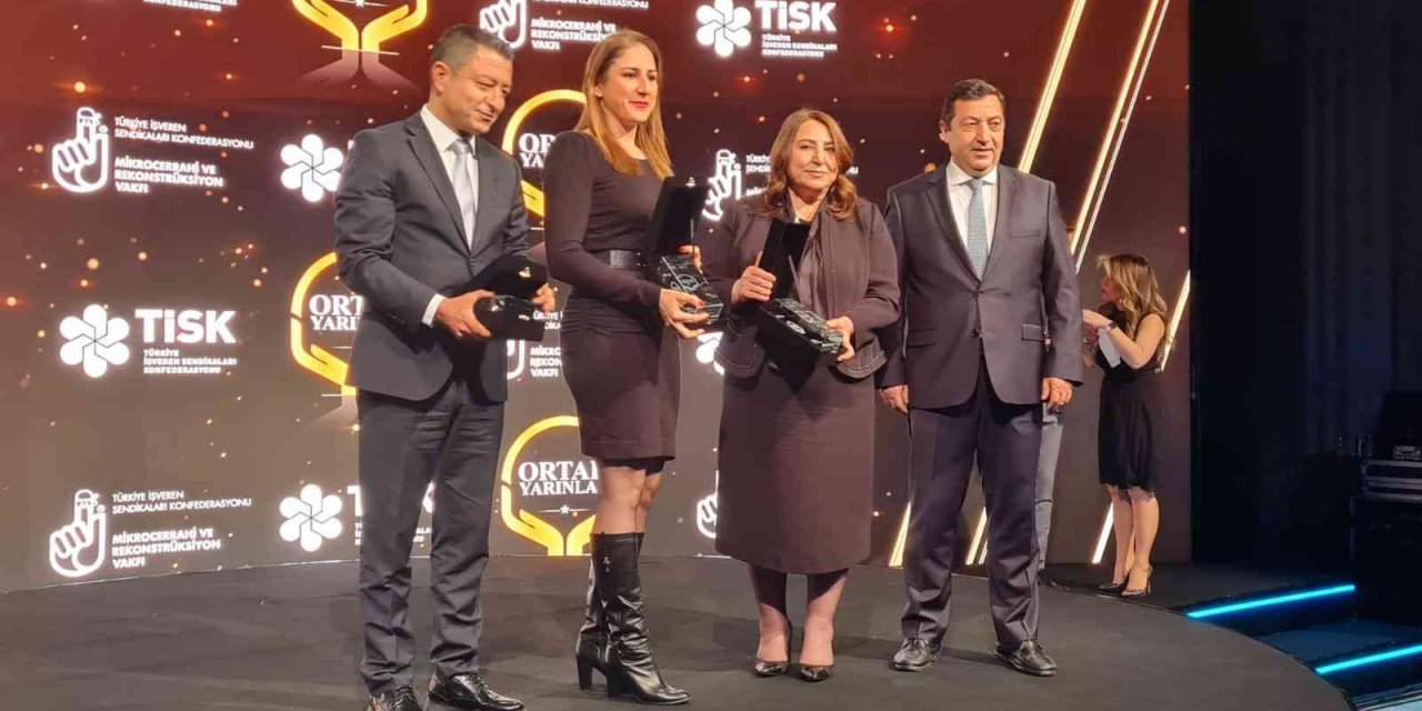 Eskişehir İl Milli Eğitim Müdürlüğü’nde ödül gururu