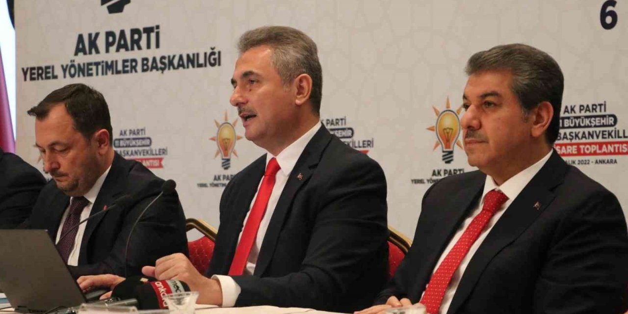 CHP’li 11 büyükşehir belediyesinin AK Parti grup başkanvekilleri Ankara’da bir araya geldi
