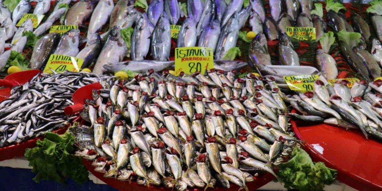 Malatya’da balıkçı tezgahlarının gözdesi ’istavrit’