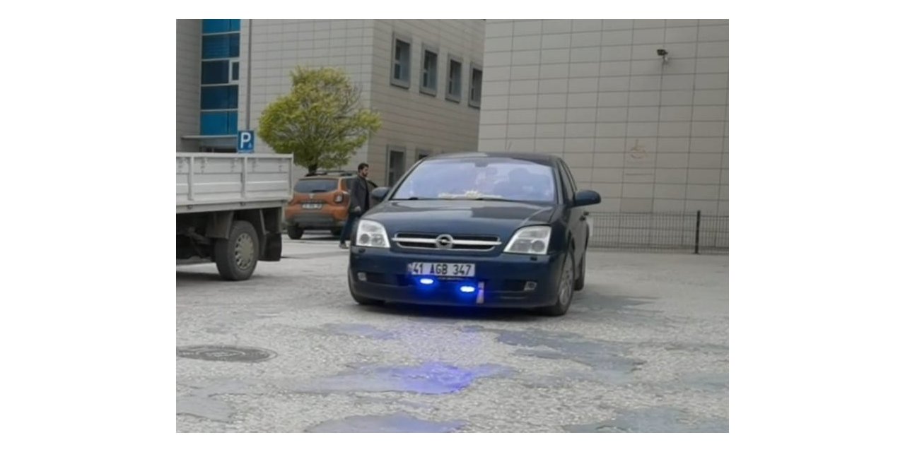 Devlet hastanesine çakarlı araçla geldi, ceza yazıldı