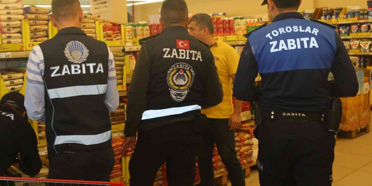 Toroslar Belediyesi zabıtasından zincir marketlere denetim