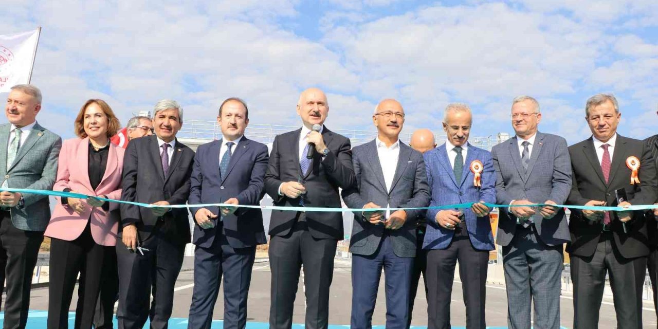 Karayollarında yıllık tasarruf miktarı yaklaşık 55 milyar liraya ulaştı