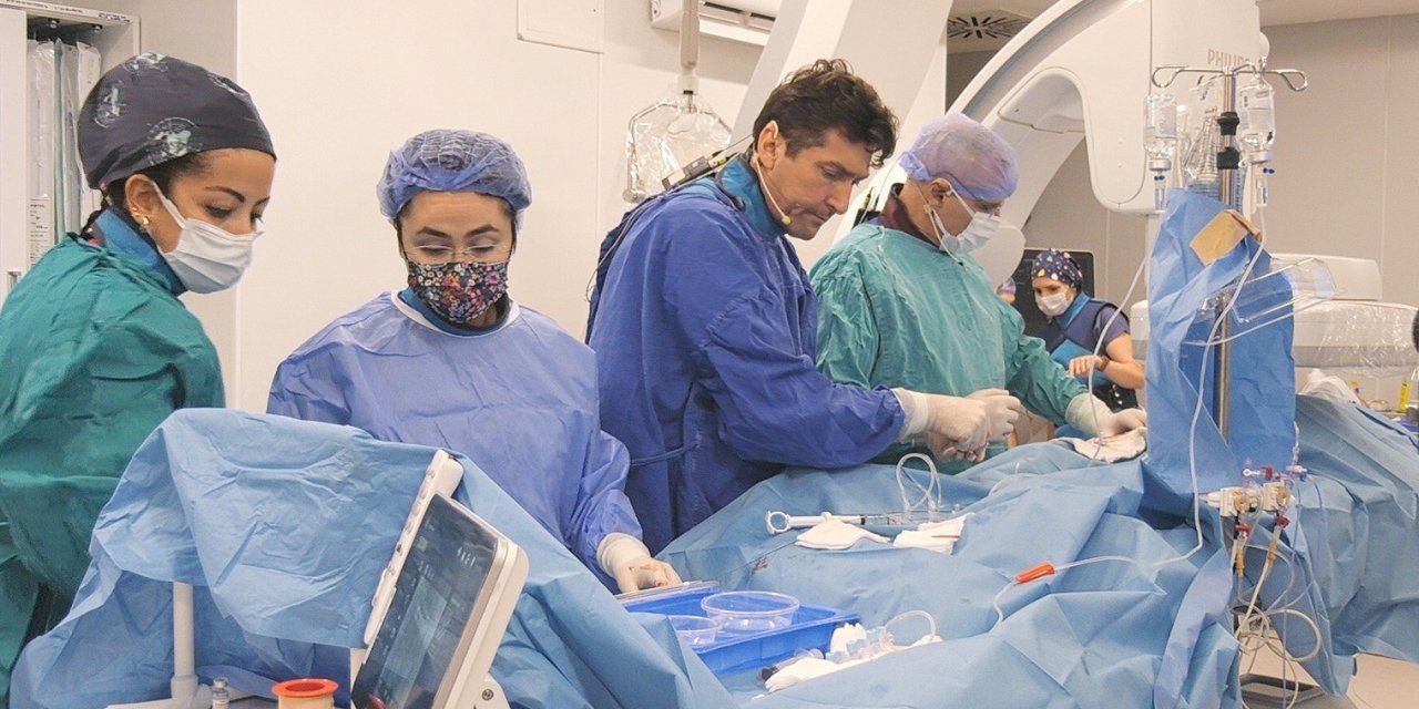 Kardiyolojinin kalbi Akdeniz Üniversitesi’nde attı