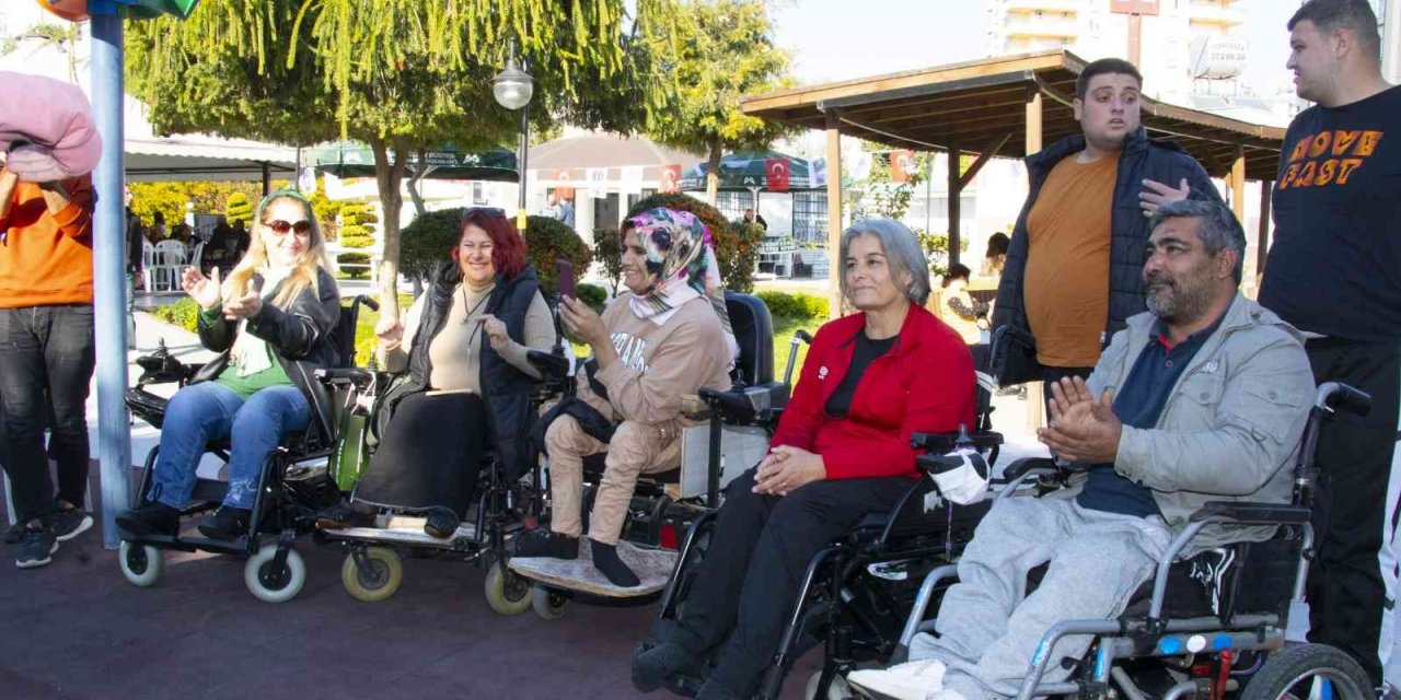 Engelsiz Yaşam Parkı özel misafirlerine ev sahipliği yaptı