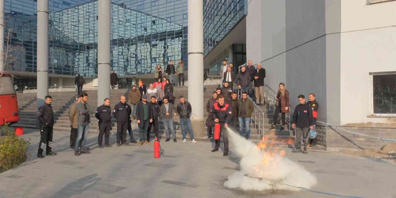 Kocasinan’da yangın tatbikatı gerçeği aratmadı