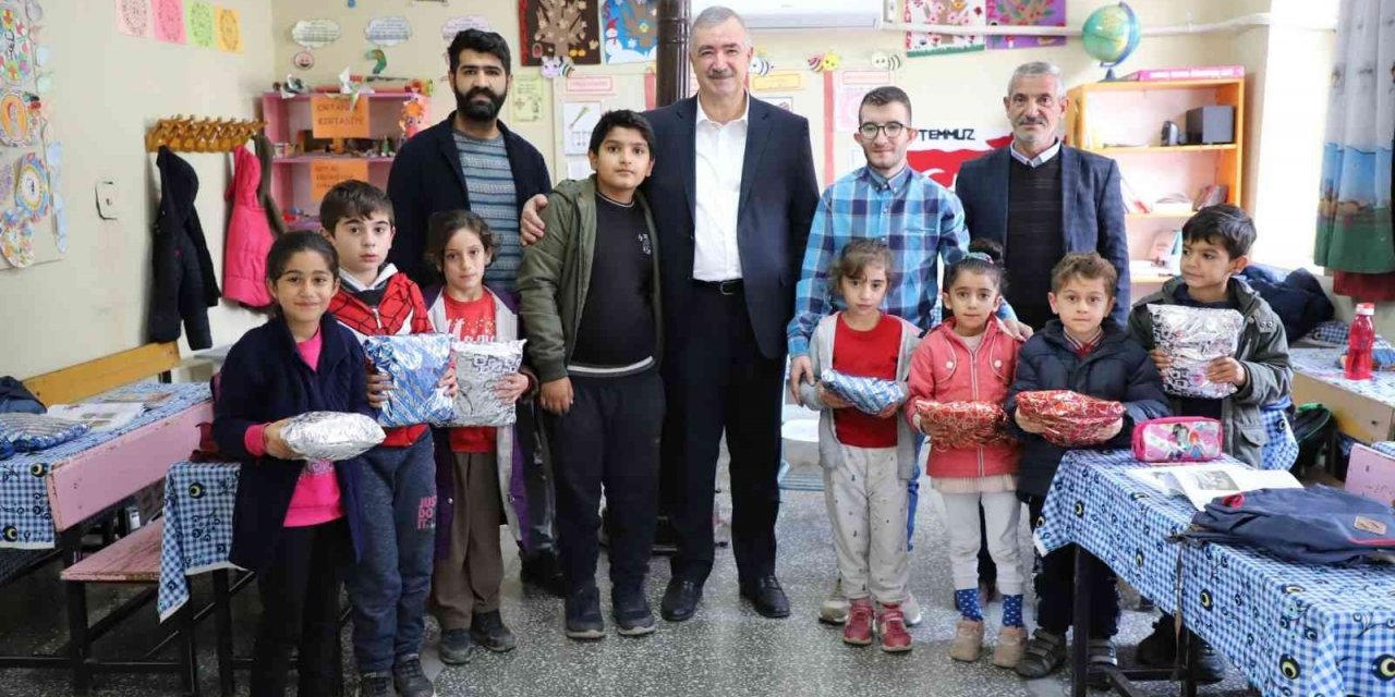 Kahta Belediyesi’nden köy okullarına yardım eli