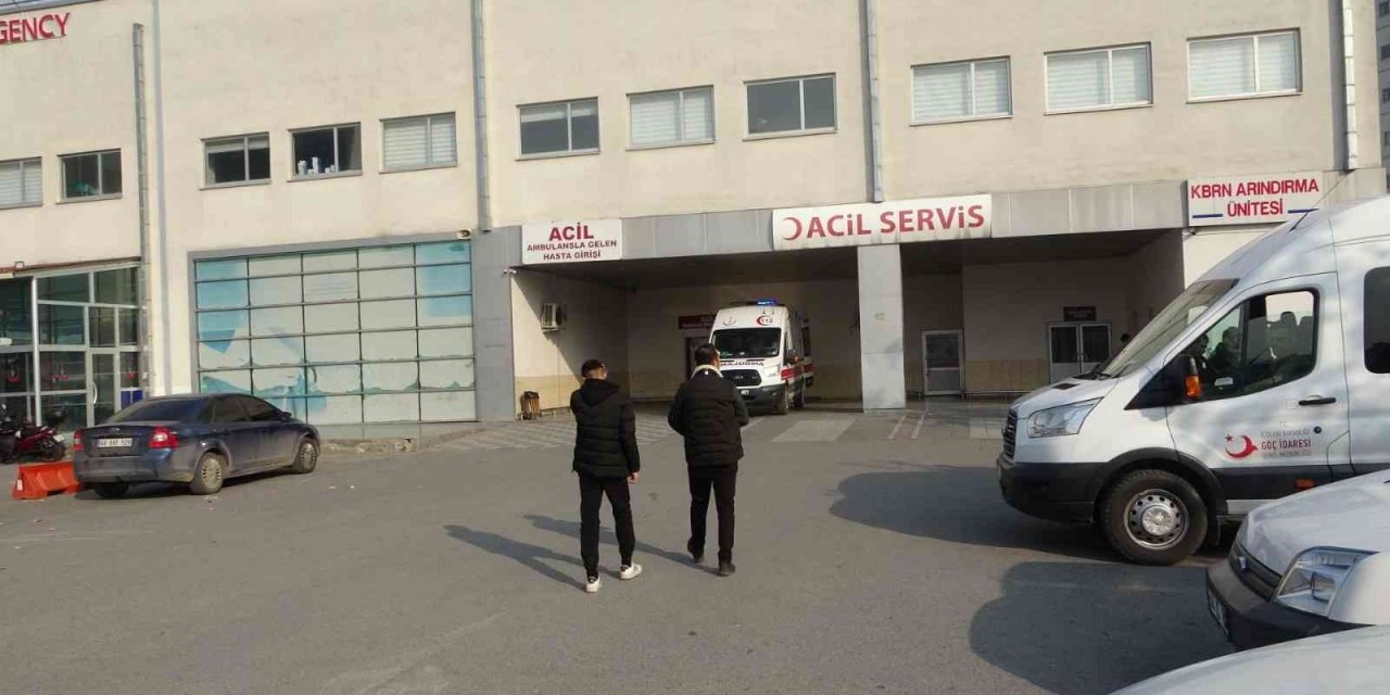 Balkondan düşen adam hayatını kaybetti