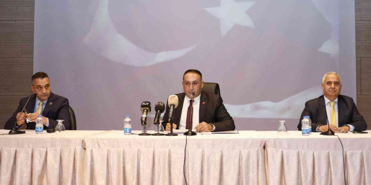 Toroslar Belediye Meclisi yılın son meclis toplantısını yaptı