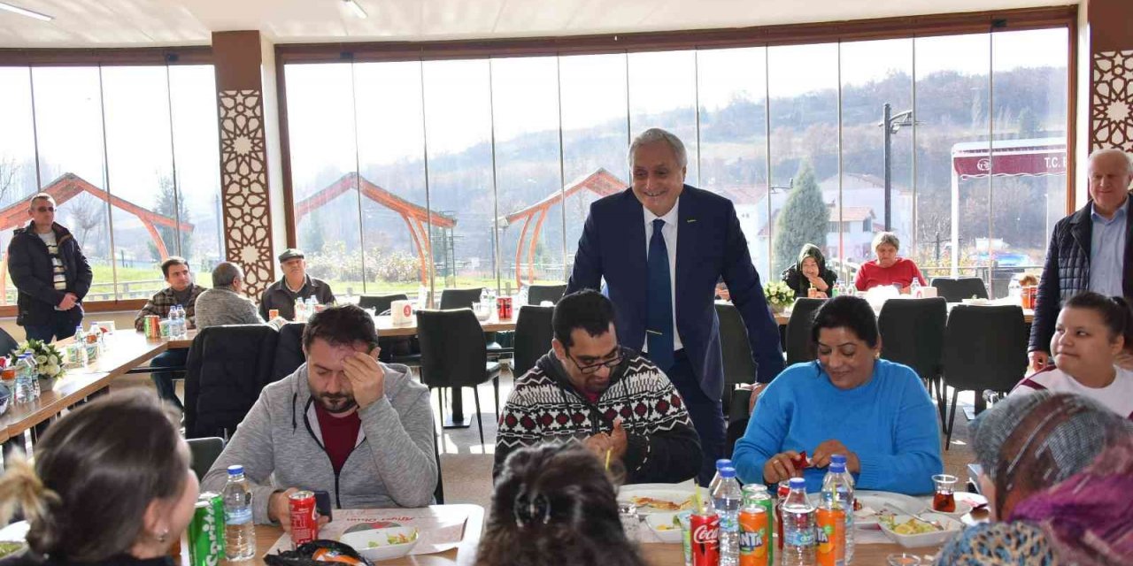 Başkan Bakkalcıoğlu’ndan engellilere ücretsiz tramvay ulaşım müjdesi