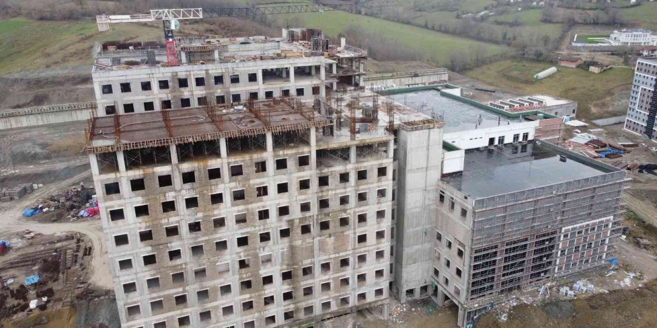 400 Yataklı Bartın Devlet Hastanesi inşaatında sona yaklaşıldı