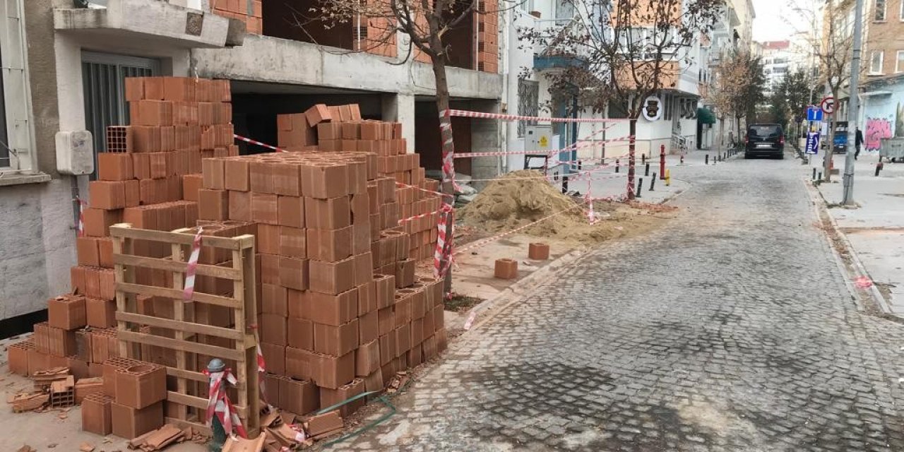 İnşaatlarda göz ardı edilen önlemler vatandaşların hayatlarıyla oynuyor