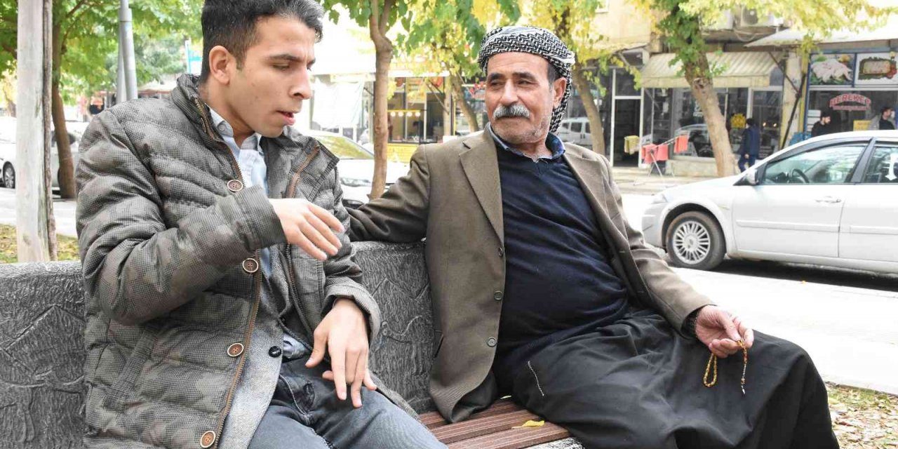 Türkiye’nin konuştuğu engelli genç: "Cumhurbaşkanı Erdoğan’ın elini öpme hayalim gerçek oldu, özel görüşme için ise haber bekliyorum"