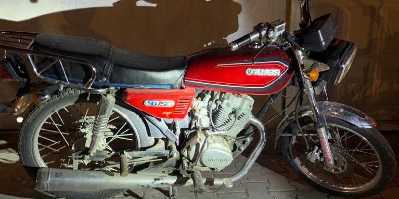 Çalıntı motosiklet polisin şüphesiyle bulundu