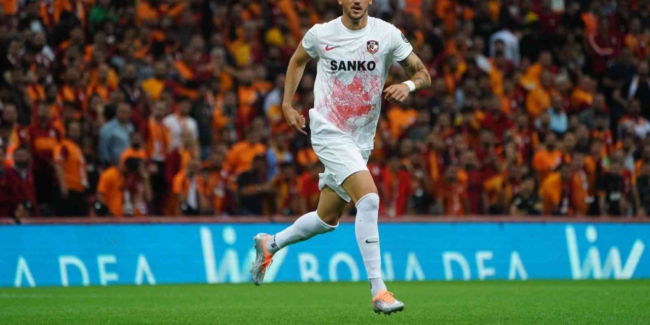 Gaziantep FK, Pekhart ile yollarını ayırdı