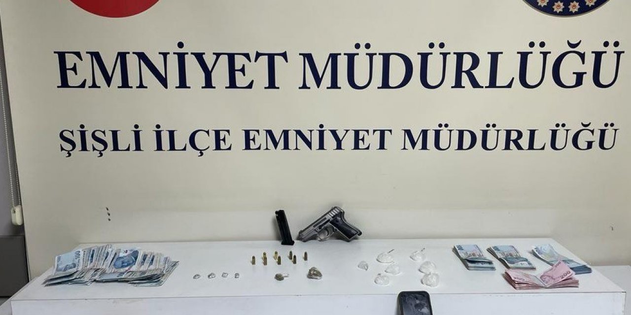 Şişli’de durdurulan şüpheli taksiden uyuşturucu çıktı