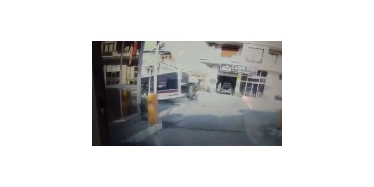 El freni çekilmeyen otobüsü eliyle durdurmaya çalıştı