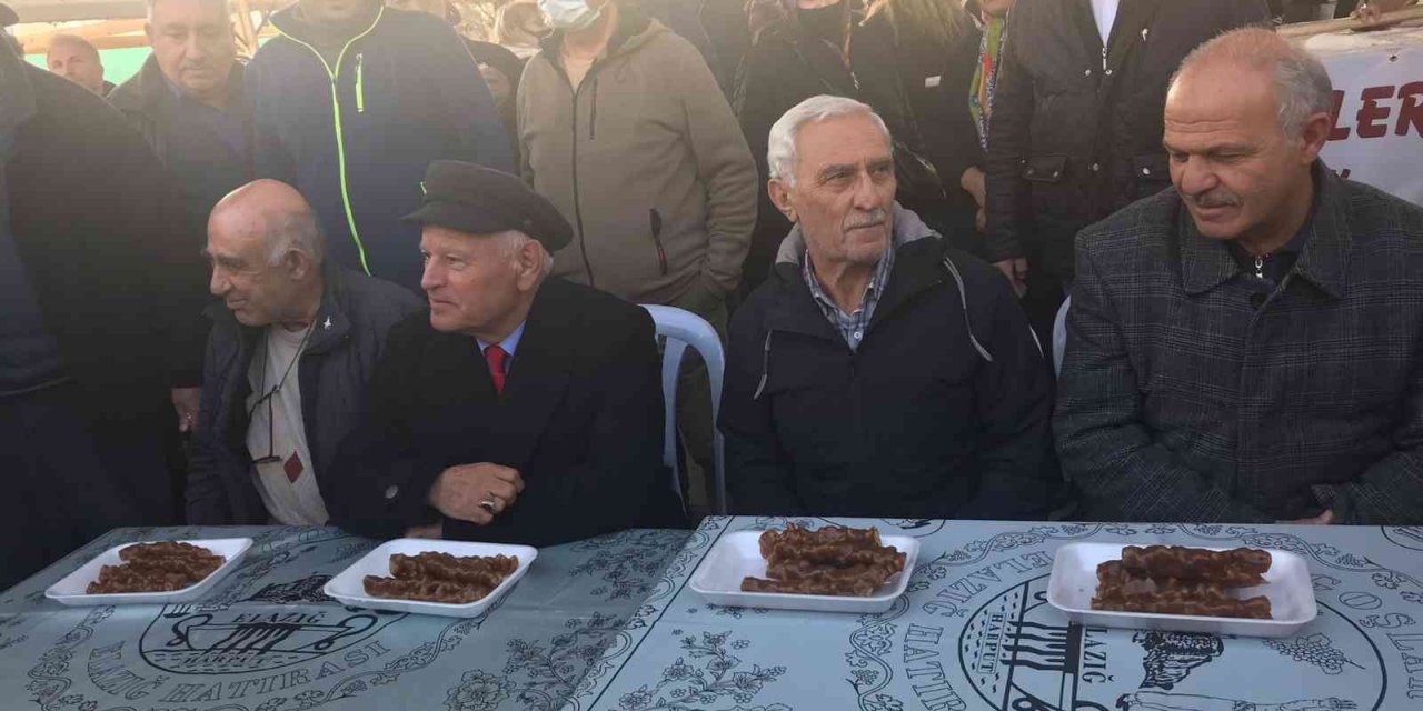 İçli köfteyi yedi, içinden çıkan altını kaptı