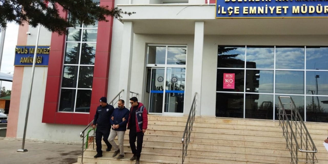 Dolandırıcılıktan hapis cezası bulunan şahıs gece devriyesinde yakalandı