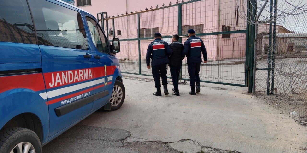 Malatya’da 13 yıl cezası bulunan hırsız jandarma operasyonu ile yakalandı