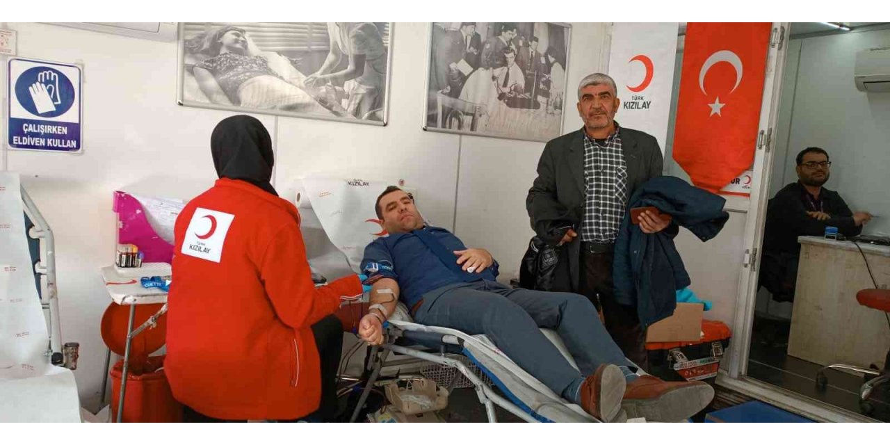 Türk Kızılayı Dicle ilçesinde kan bağışı kampanyası düzenledi