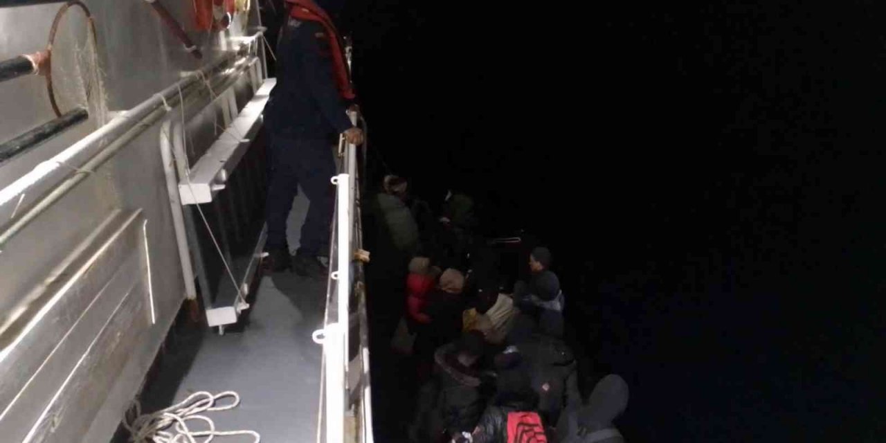 Marmaris’te 39 düzensiz göçmen kurtarıldı