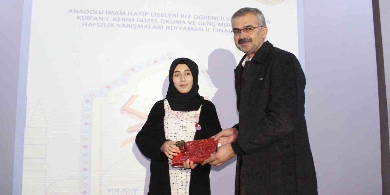 Kahta’da hafızlar yarıştı