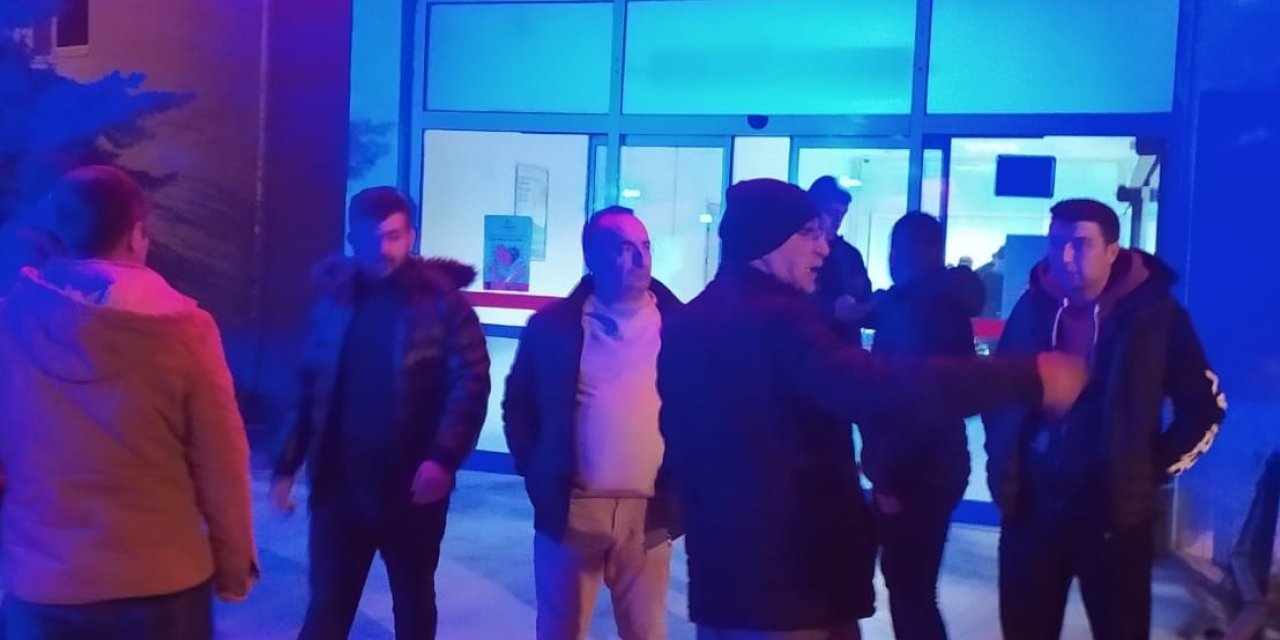 Yangına giden itfaiye aracı devrildi: 3 yaralı